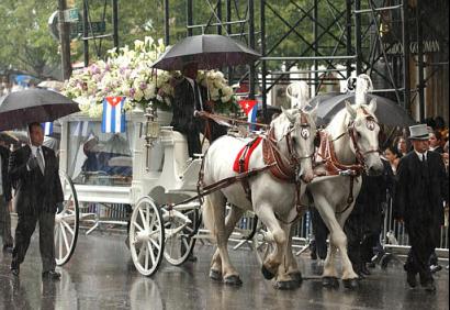 Funeral de Celia Cruz en la Quinta Avenida / Foto: latinamericanstudies.org