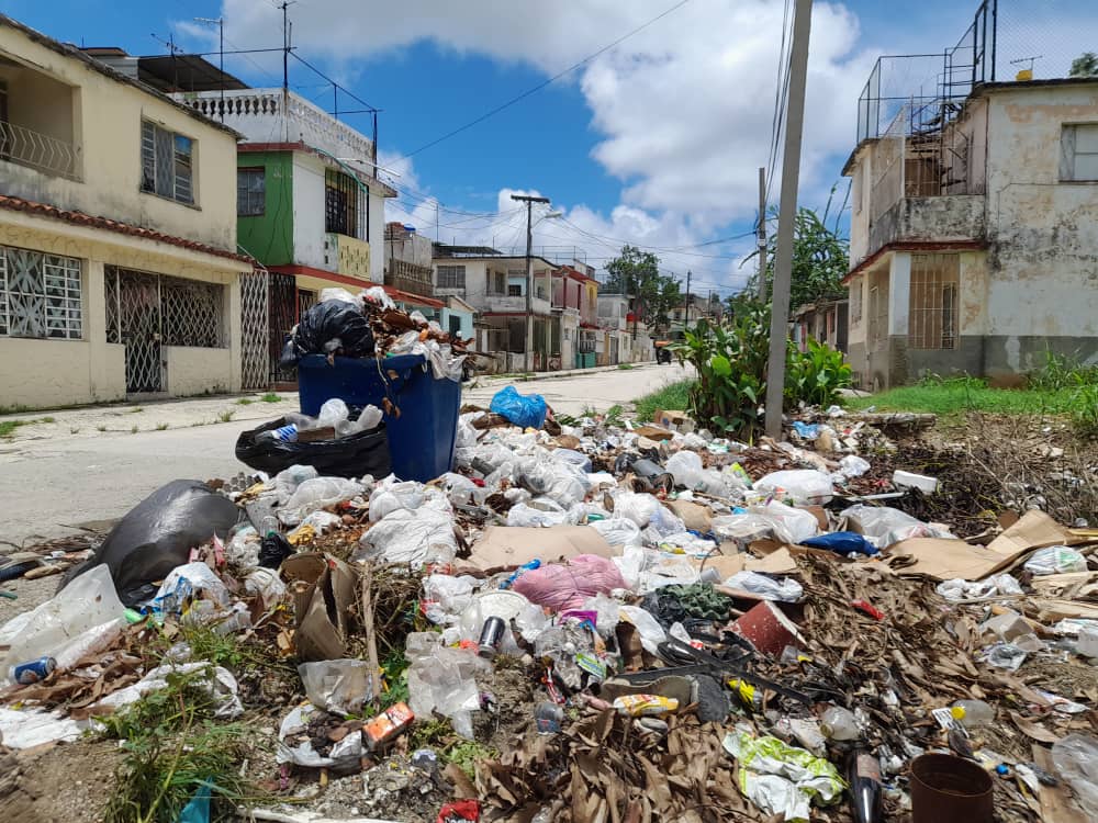 Gran basurero en Marianao / Foto: El Estornudo