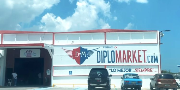 Diplomarket, el «Costco cubano», en La Habana / Fotos tomadas de redes sociales